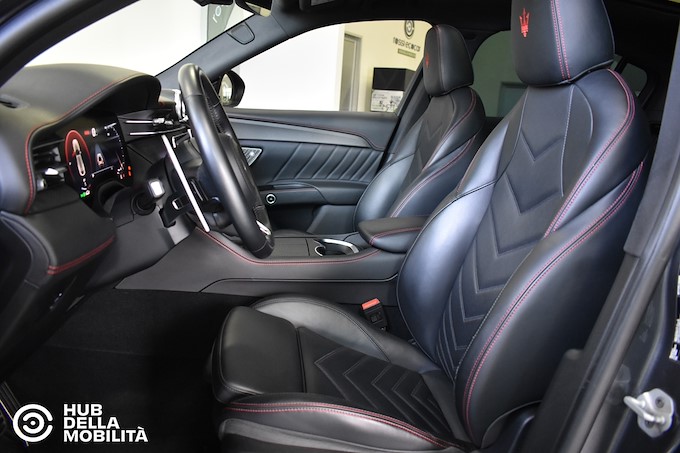 MASERATI Grecale V6 530 CV Trofeo
